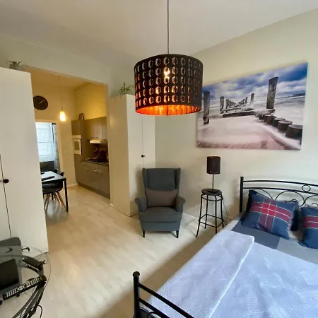 Petit Appartement Jourdan Eu *